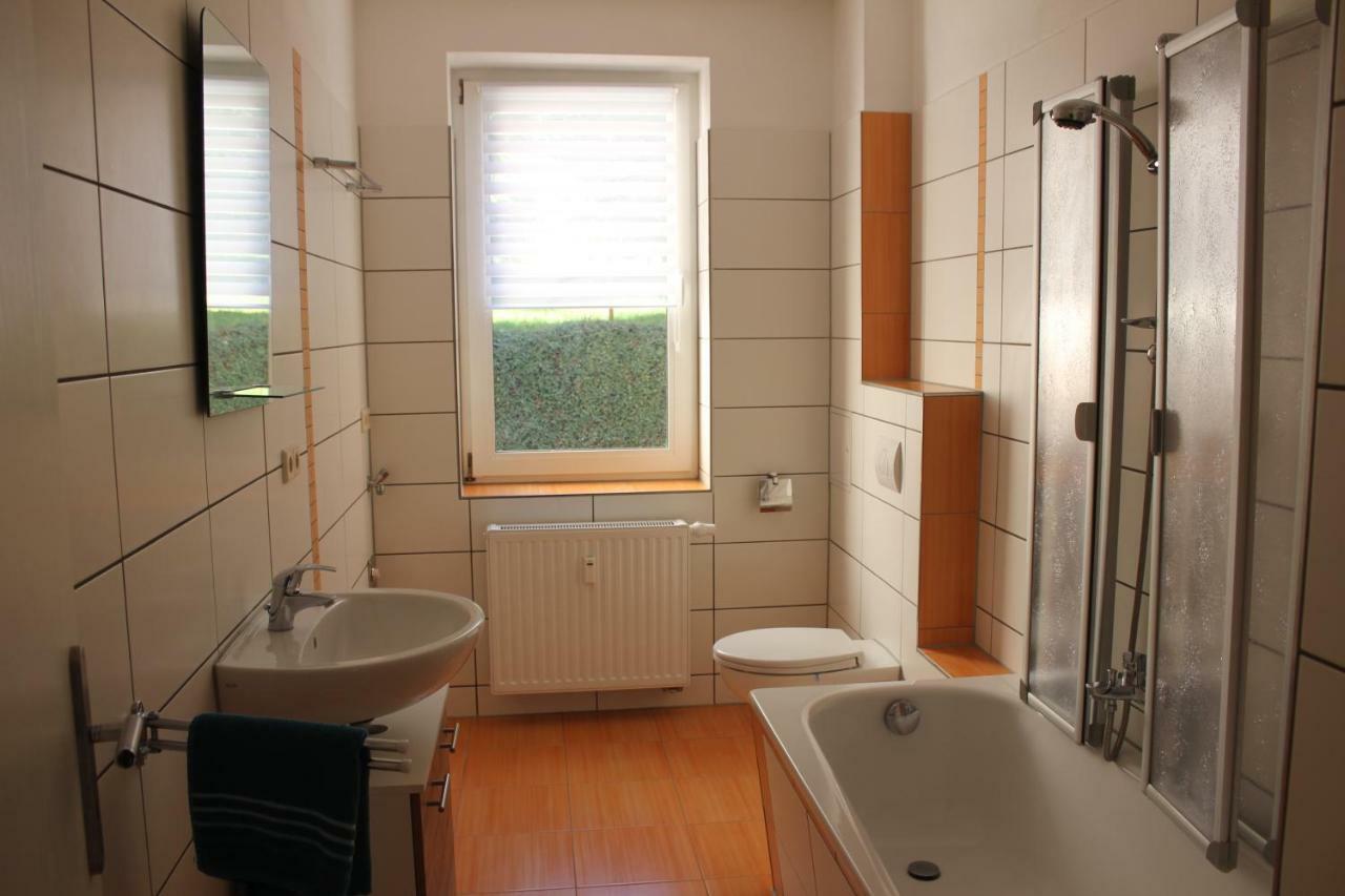 Gaestewohnung In Doebeln Esterno foto