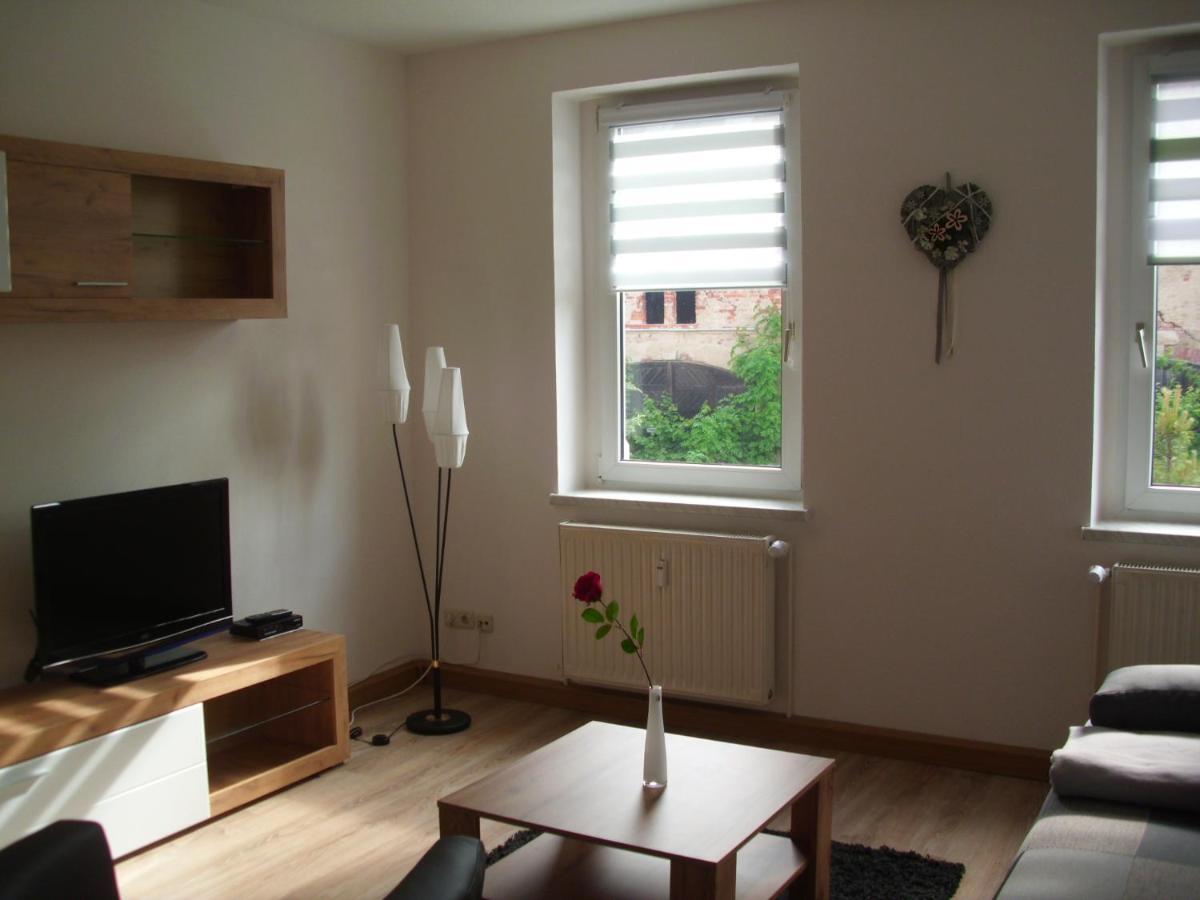 Gaestewohnung In Doebeln Esterno foto