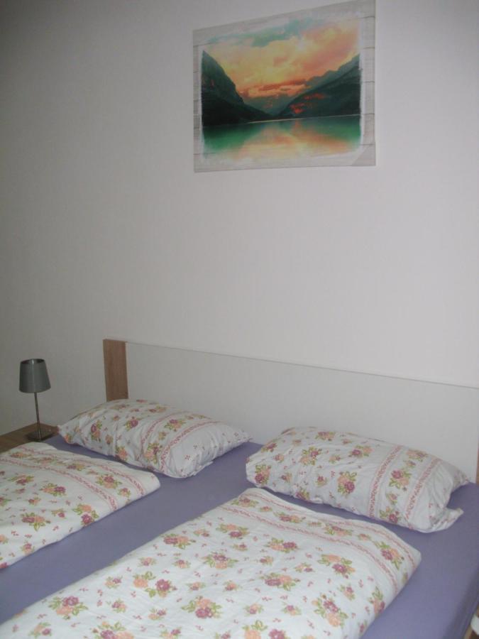 Gaestewohnung In Doebeln Esterno foto