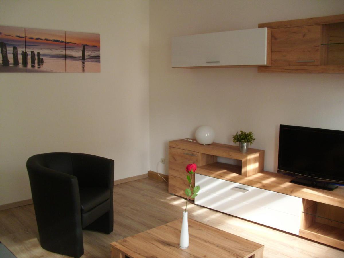 Gaestewohnung In Doebeln Esterno foto